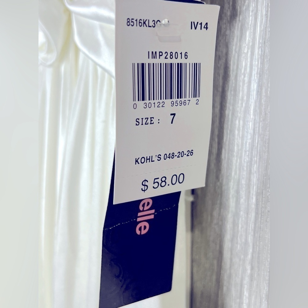 B4.51 NWT My Michelle Juniors Satin Dress • Size 7 - Picture 3 of 4